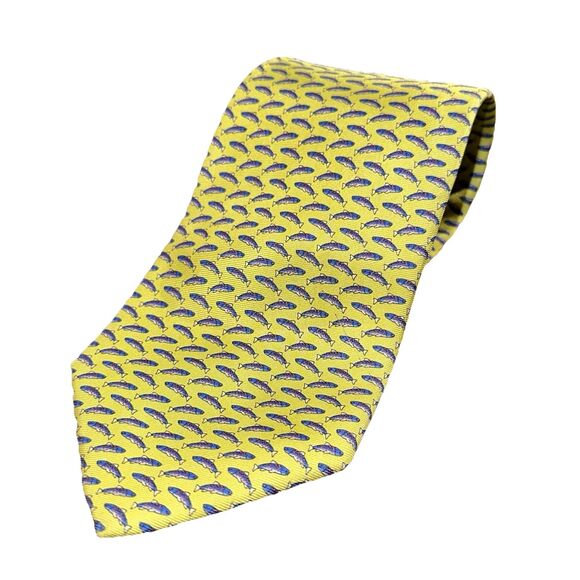 Brooks Brothers Makers Yellow Necktie | Funky Small Fish Pattern | Pure Silk - Picture 1 of 3
